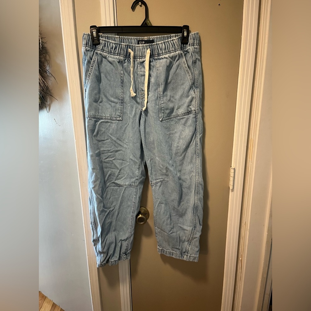 GAP Pull-On Barrel Jeans - Picture 2 of 8